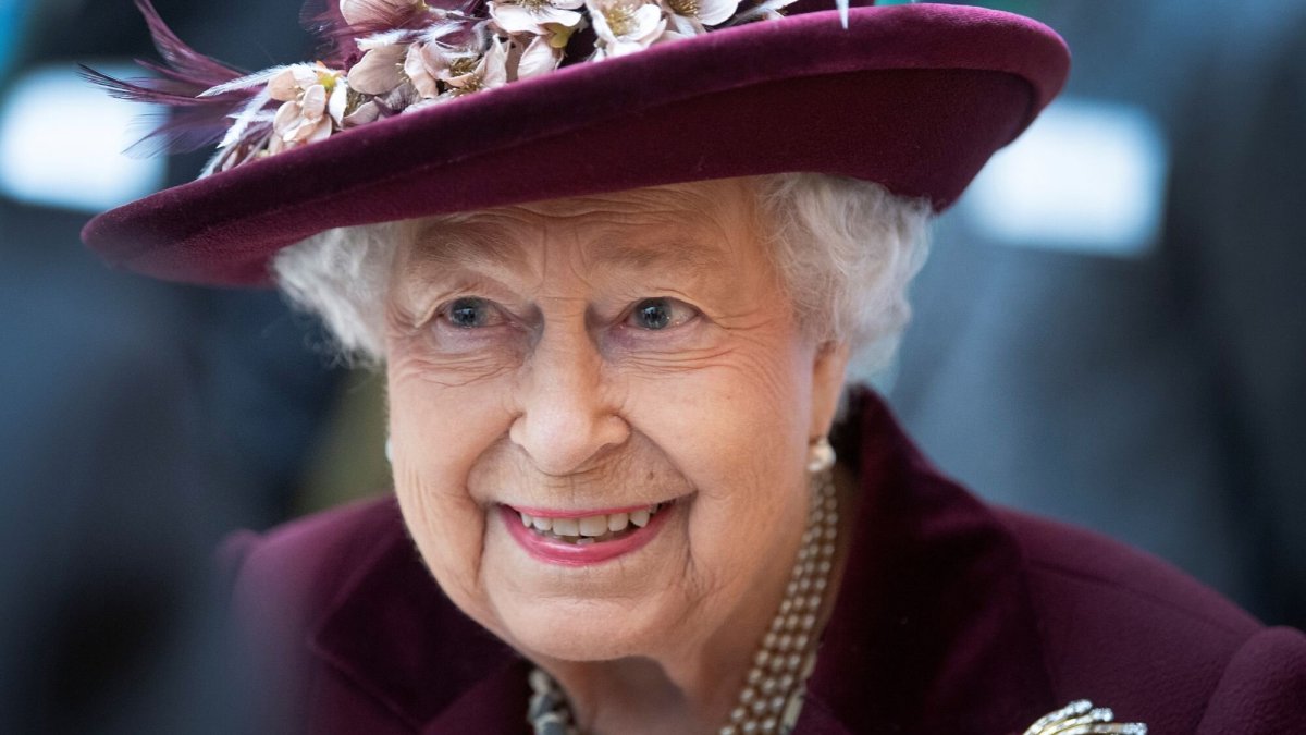 Dünya liderleri Elizabeth'in cenazesine otobüsle gidecek