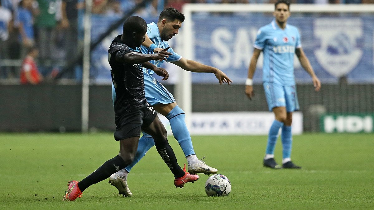 Adana Demirspor, Trabzonspor'u 3-2 mağlup etti