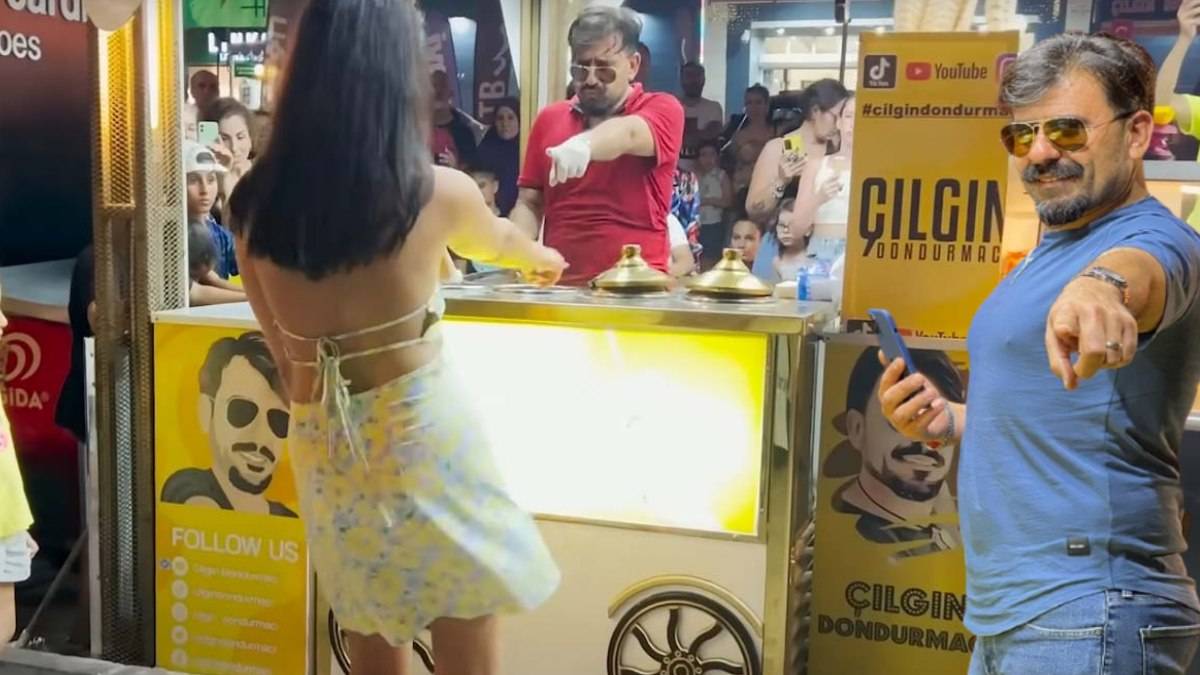 Çılgın Dondurmacı son videosunu paylaştı: İzlenme rekorları kıran o kadın! Kadın yaptığı dansla ağızları açık bıraktı