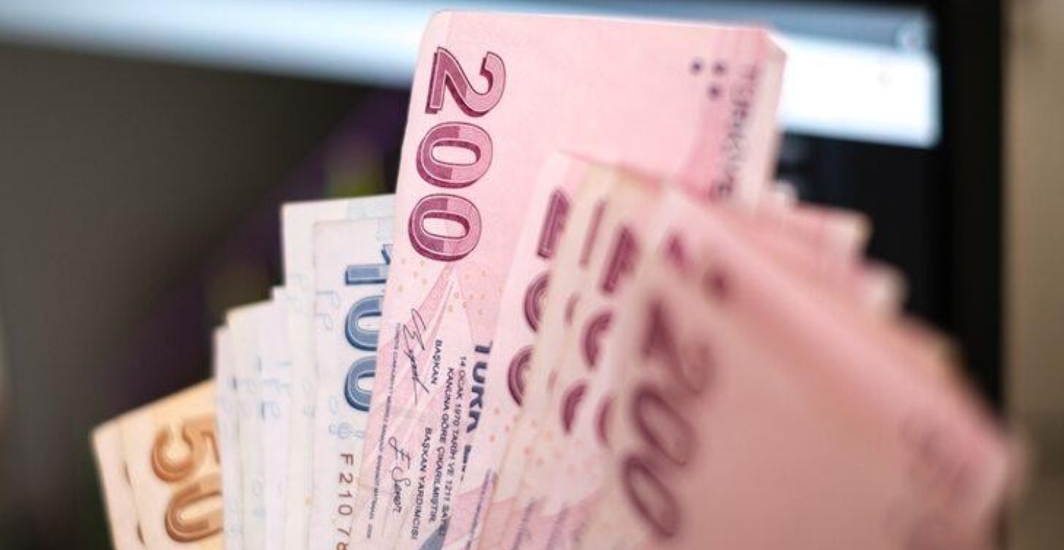 Ev hanımıyım gelirim yok diyenlere destek ödemesi... Dar gelirli aileler için devlet harekete geçti! Her ay karşılıksız 1100 lira ödenecek! Yardım başvurusunu hemen yapın