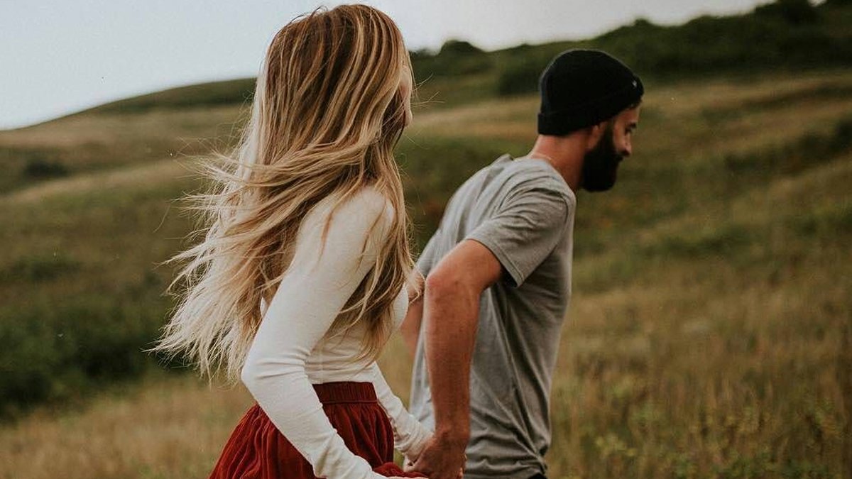 Bu burçlar aşksız yapamaz! İşte ne yaşarsa yaşasın aşka küsmeyen burçlar