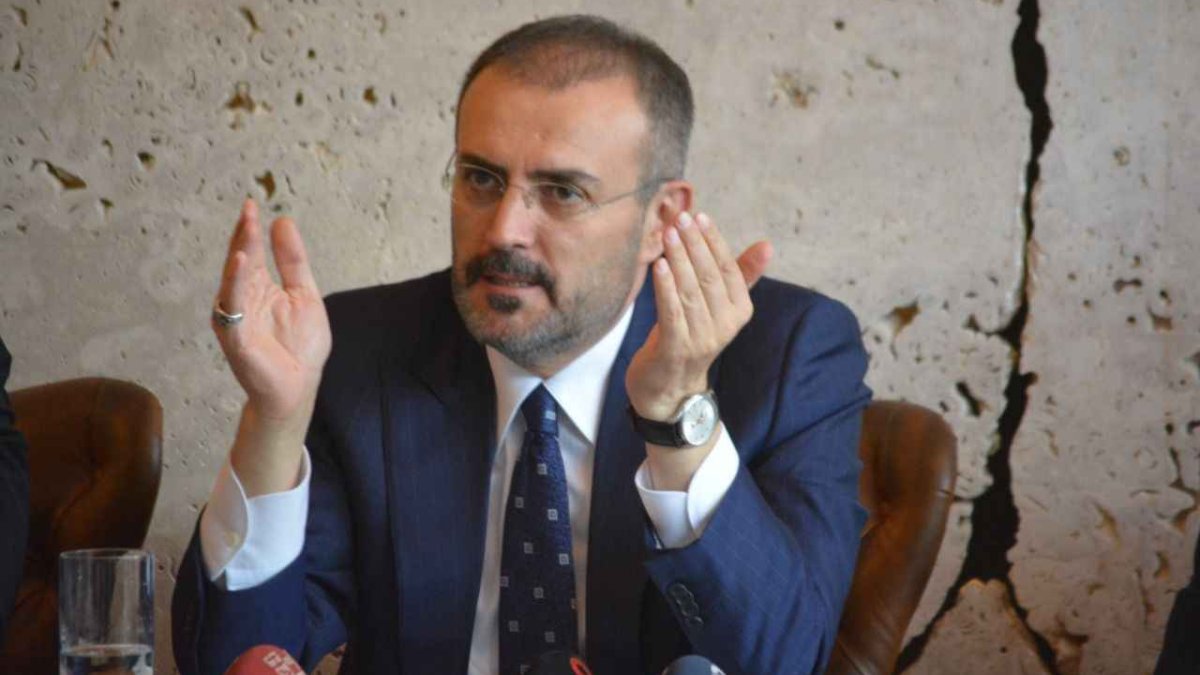 AK Partili Mahir Ünal: Gençler Avrupa'ya gitmek istiyormuş gibi algı oluşturuluyor