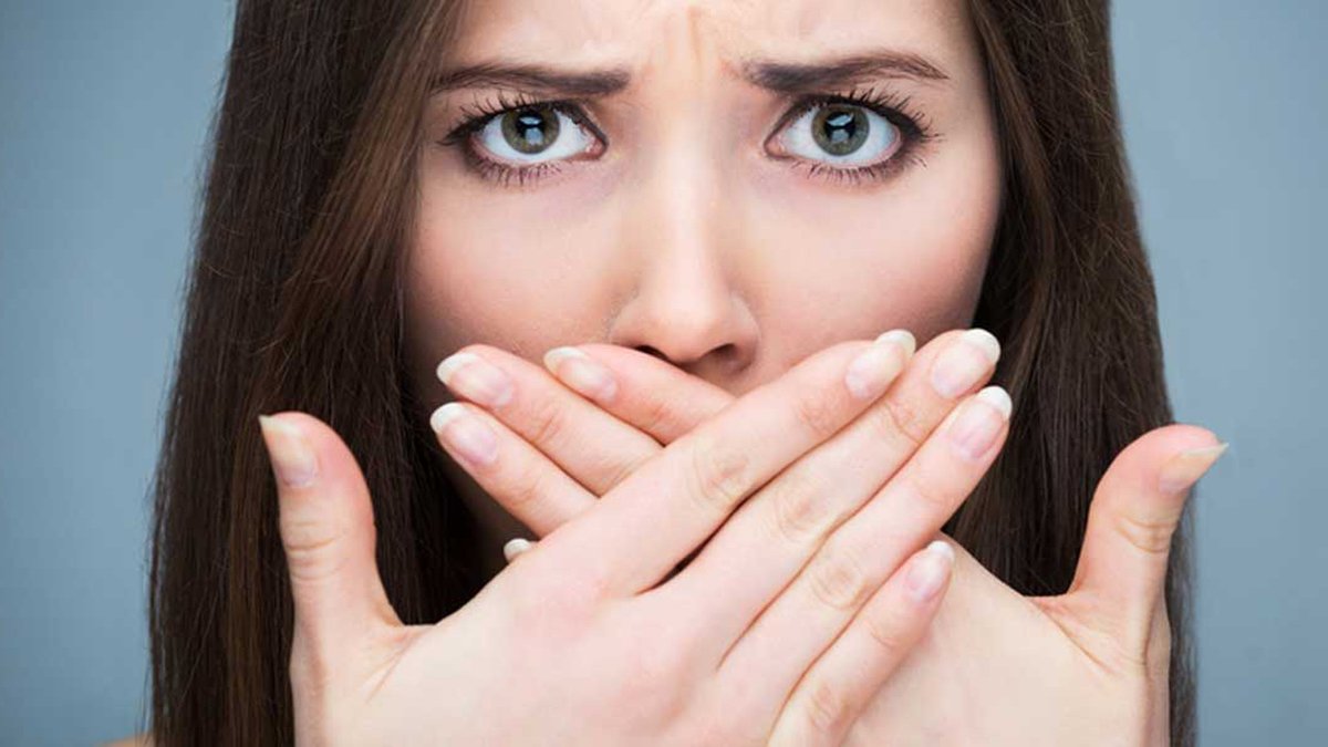 Doğal yollarla ağız kokusu nasıl giderilir?