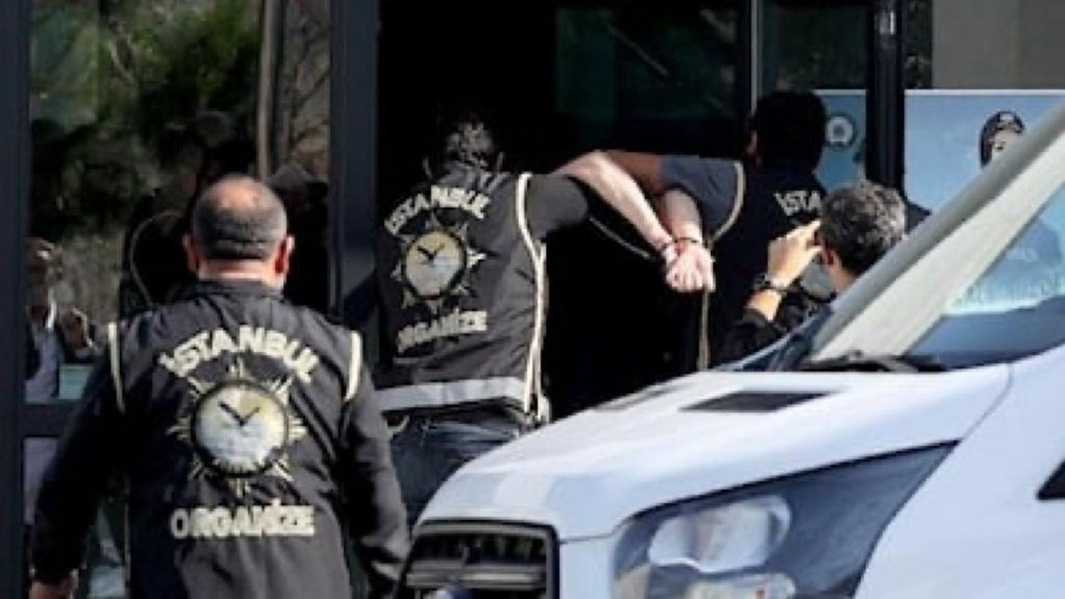 Peker'in sağ kolu Türkiye'ye getirildi