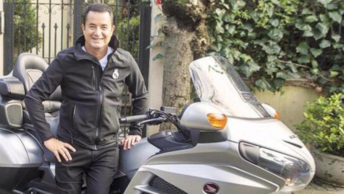 Acun Ilıcalı kaza geçirdi