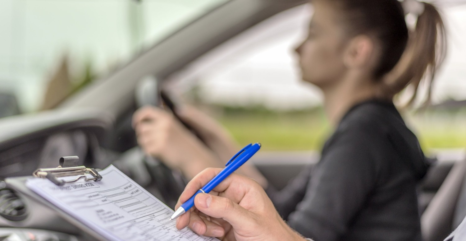 Ehliyet almak artık zorlaşacak! Ders sayısı artıyor... Ehliyet sınavları için yeni değişiklikler yolda! Dersler artık daha zor olacak