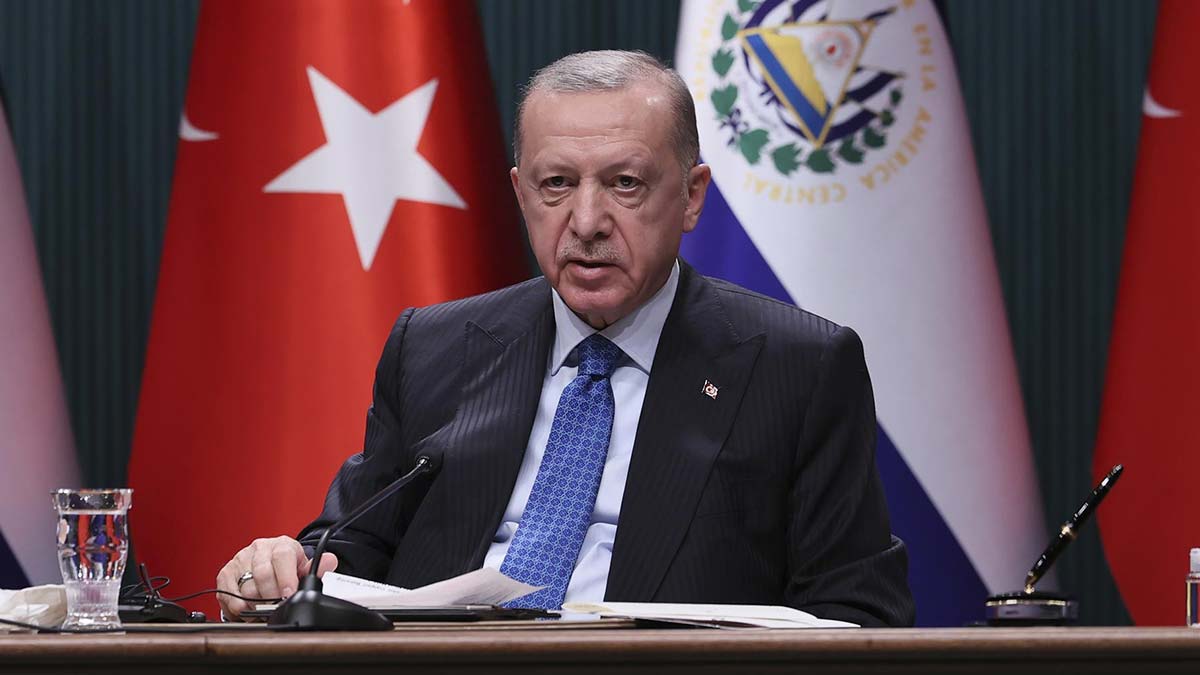 Erdoğan ekonomi yönetimini topluyor: Masada Rus MIR ve olası ABD yaptırımları var