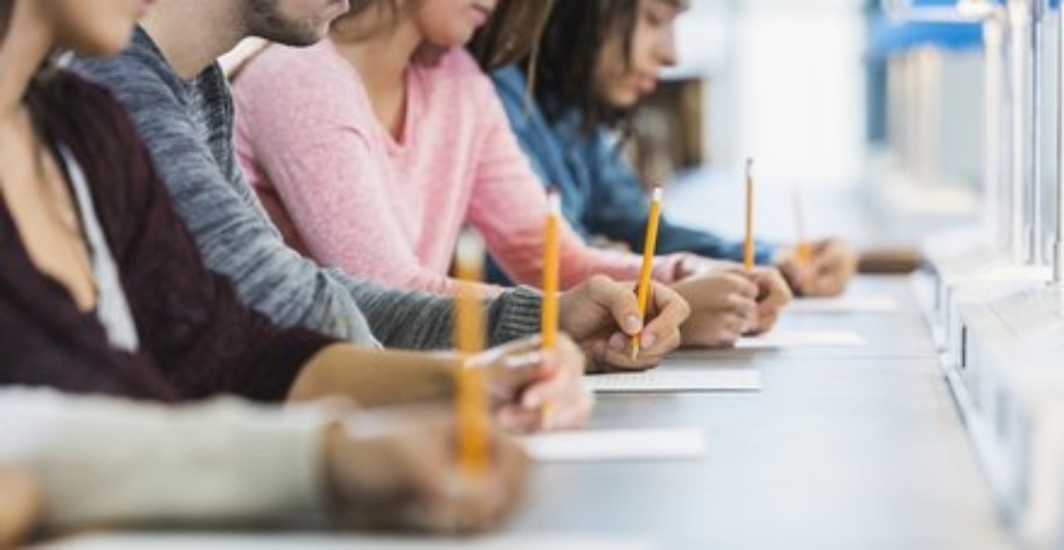 ÖSYM sınav görevli ücretleri ne kadar? 2022 Gözetmen, yedek gözetmen, salon başkanı sınav görevli ücretleri