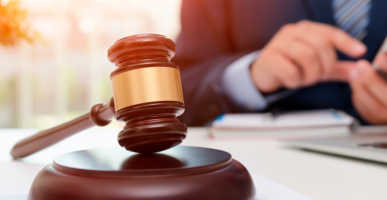 F право. Need a lawyer