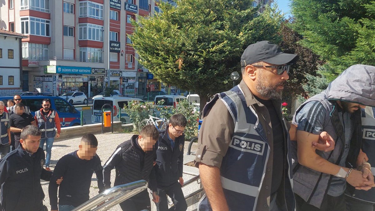 Çorum'da bıçaklı kavga: 1 kişi öldü, 5 kişi gözaltında