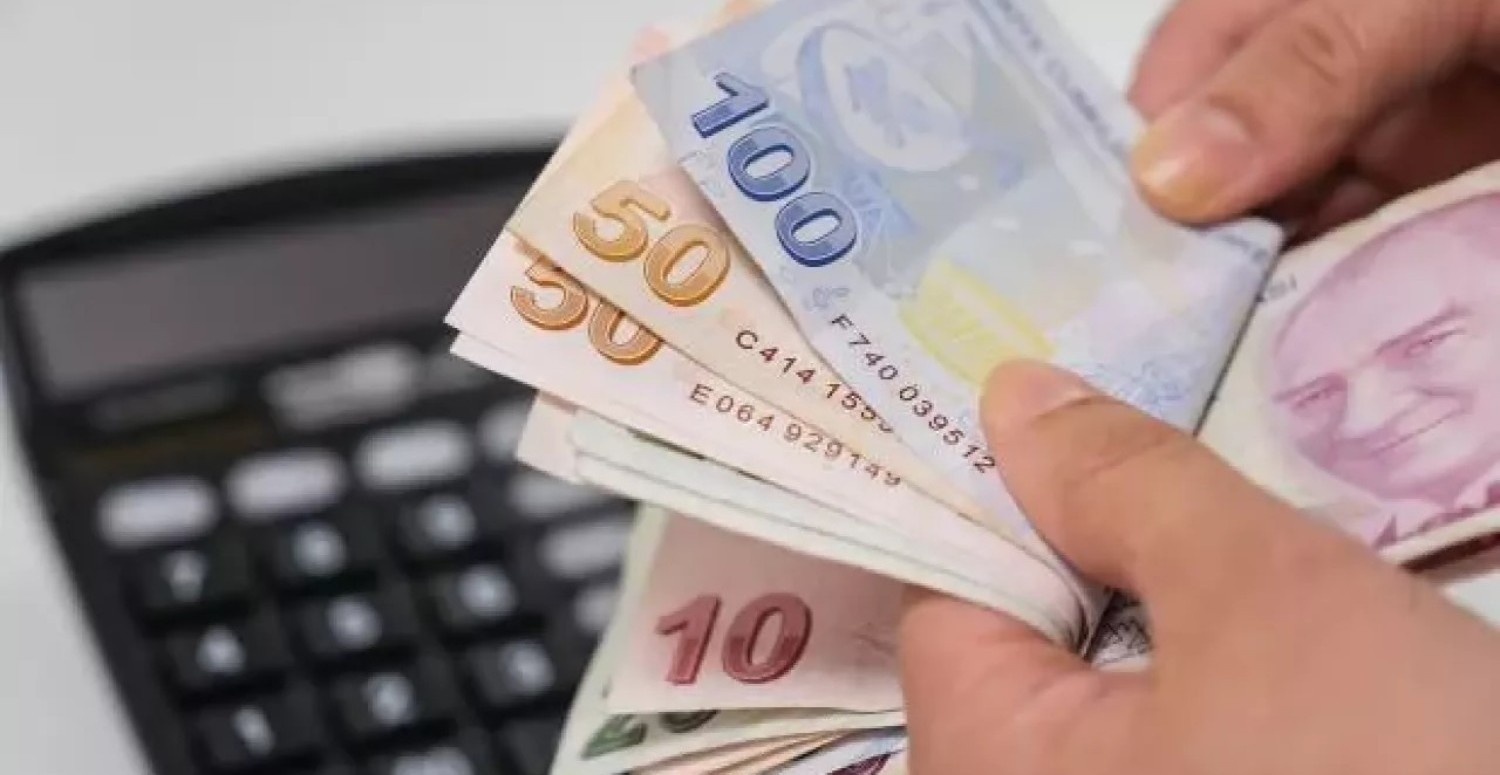 Maaşı 2.500 TL ve üzeri olan emeklilere müjde: 8 bin TL verilecek! Başvurular için yarın son gün