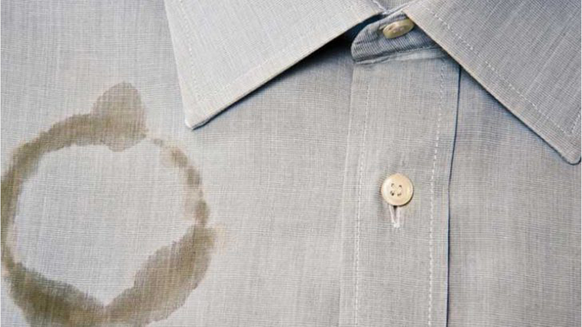 Bu ipuçlarıyla yağ lekeleri tarihe karışacak! Giysilerinizdeki yağ lekelerini çıkarmanın 5 yolu