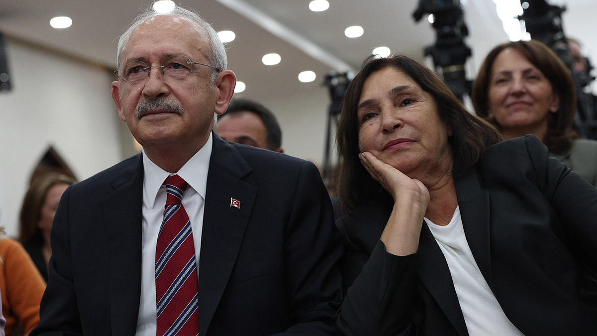 Kılıçdaroğlu çifti sinema gösterimine katıldı