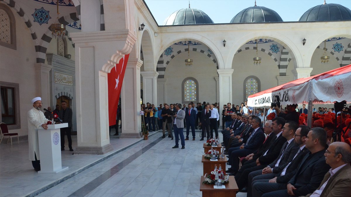Karaman'da cami açılışı gerçekleştiren Erbaş: Camileri boş bırakmayın