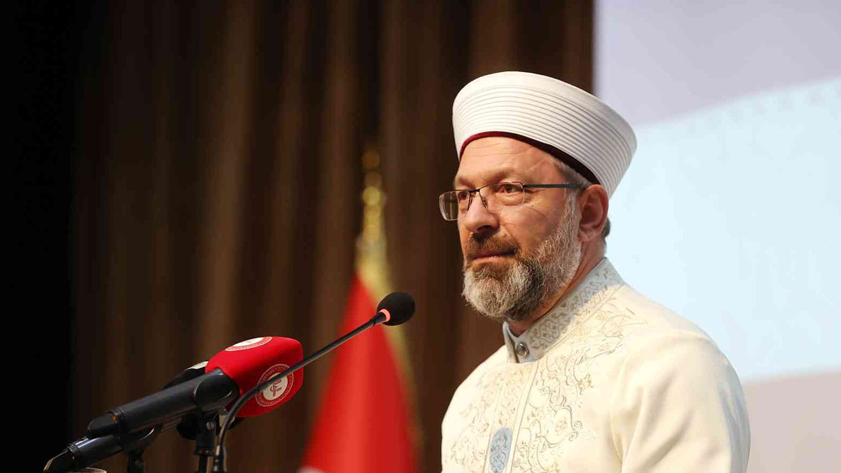 Diyanet İşleri Başkanı Erbaş: Din görevlileri Peygamber varisi