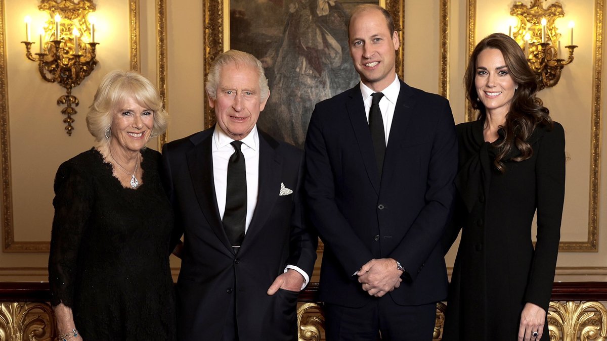 Kraliçe Elizabeth'in ölümünün ardından ilk: Fotoğraf Buckingham Sarayı’ndan geldi