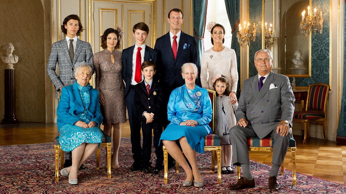 Kraliçe'nin kararı oğlunu çok kızdırdı: Çocuklarım zorbalığa uğradı