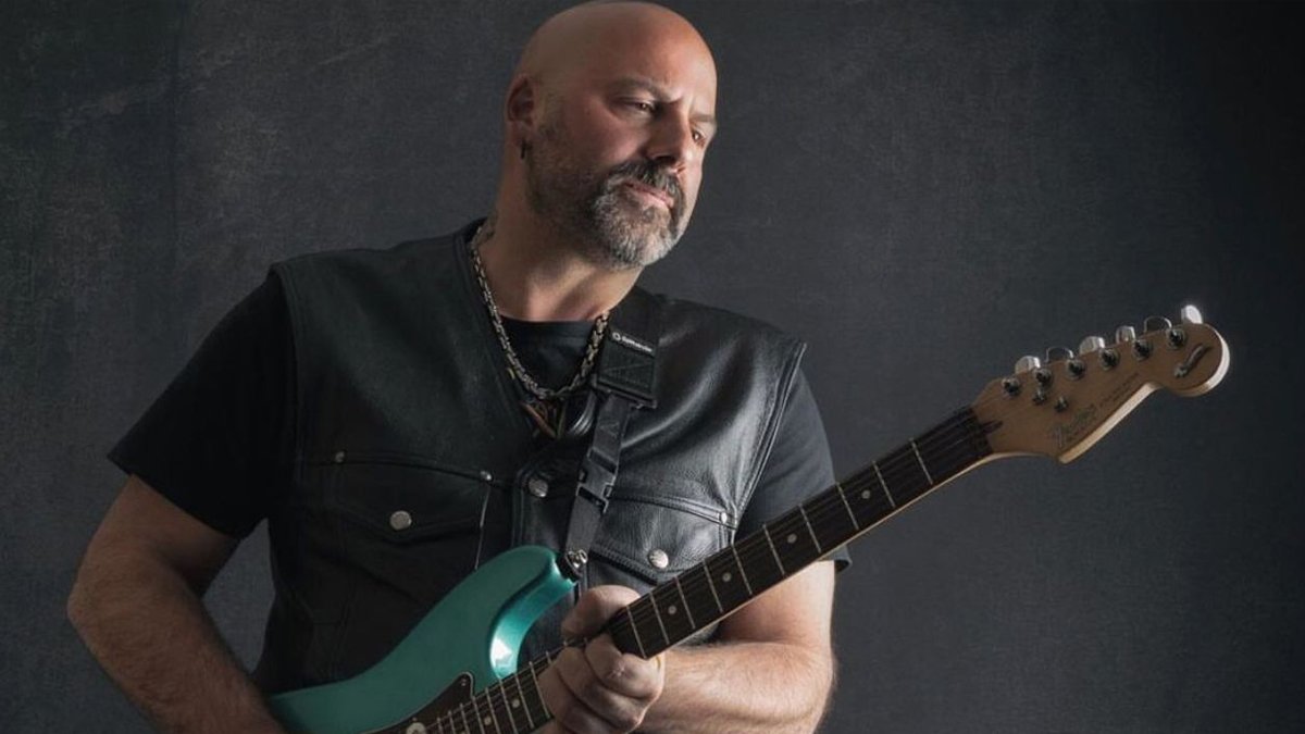 Katledilen müzisyen Onur Şener'in annesi yürekleri dağladı: O canavarlar en büyük cezayı alsın