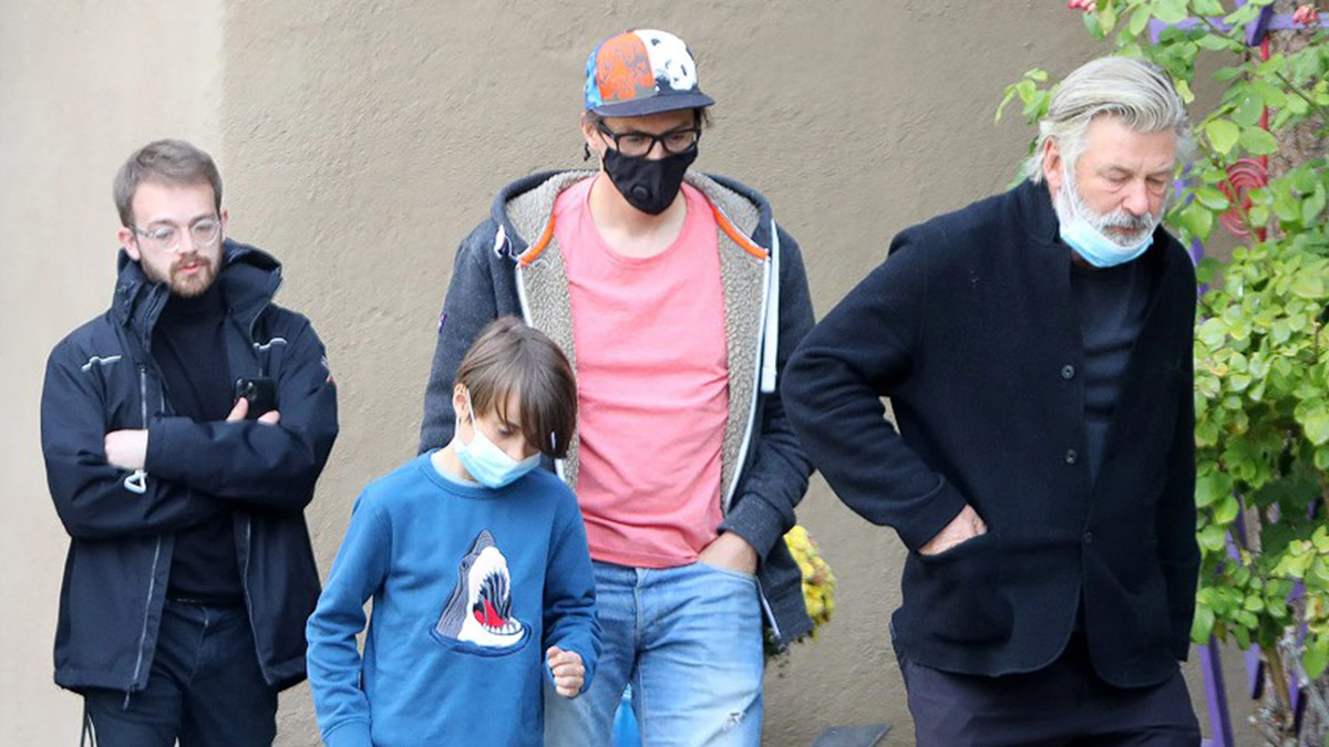 Kazara katil olan Alec Baldwin affedildi