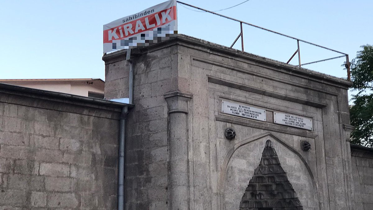 Esnaftan 590 yıllık kiralık medrese:  Kurumsallık önemli