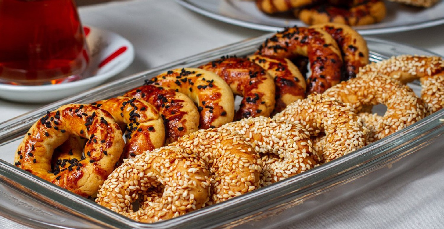 Kandil simidi tarifi: Mahlepli ve mahlepsiz kandil simidi tarifi