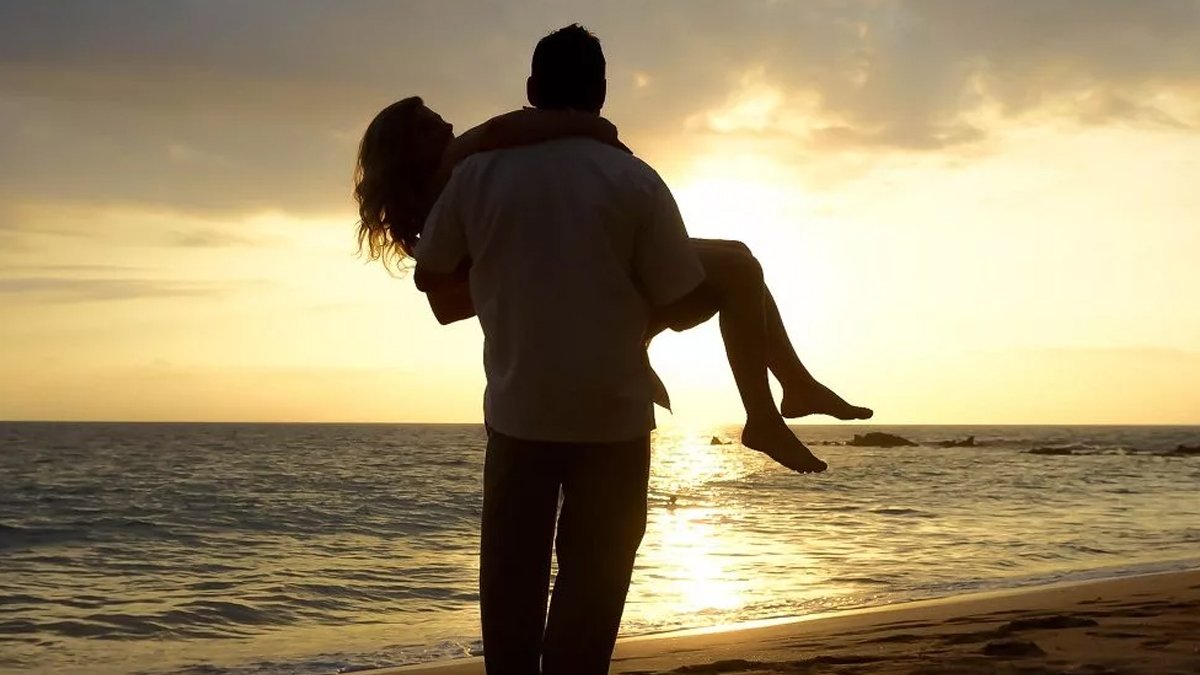 Aşta her zaman şanslı olan burçlar:  Bir mıknatıs gibi partnerlerini kendilerine çekiyorlar...