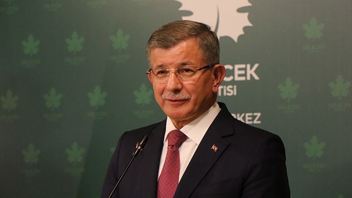 Etkinlik alanına girişi engellenmişti! Davutoğlu'ndan Erzurumlular adına özür dileyen Cinisli'ye teşekkür