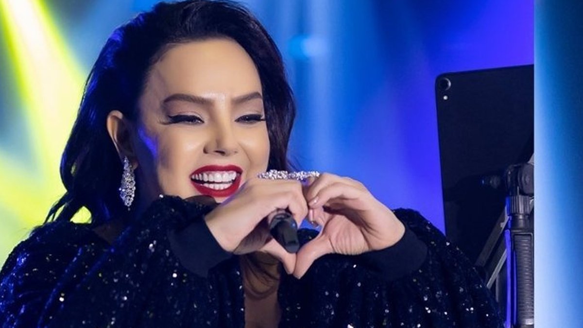 Milyarder sevgilisi Ebru Gündeş’e bu yüzükle evlilik teklif etti! İşte 33 milyon liralık o yüzük!