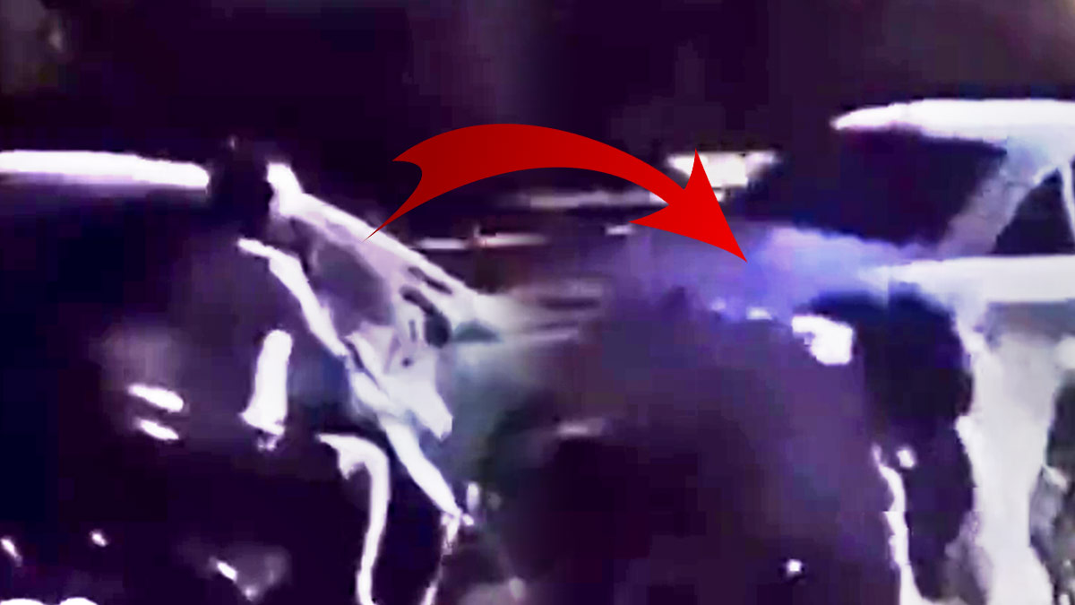 Okul servisinin altında kalan motosiklet sürücüsü hayatını kaybetti