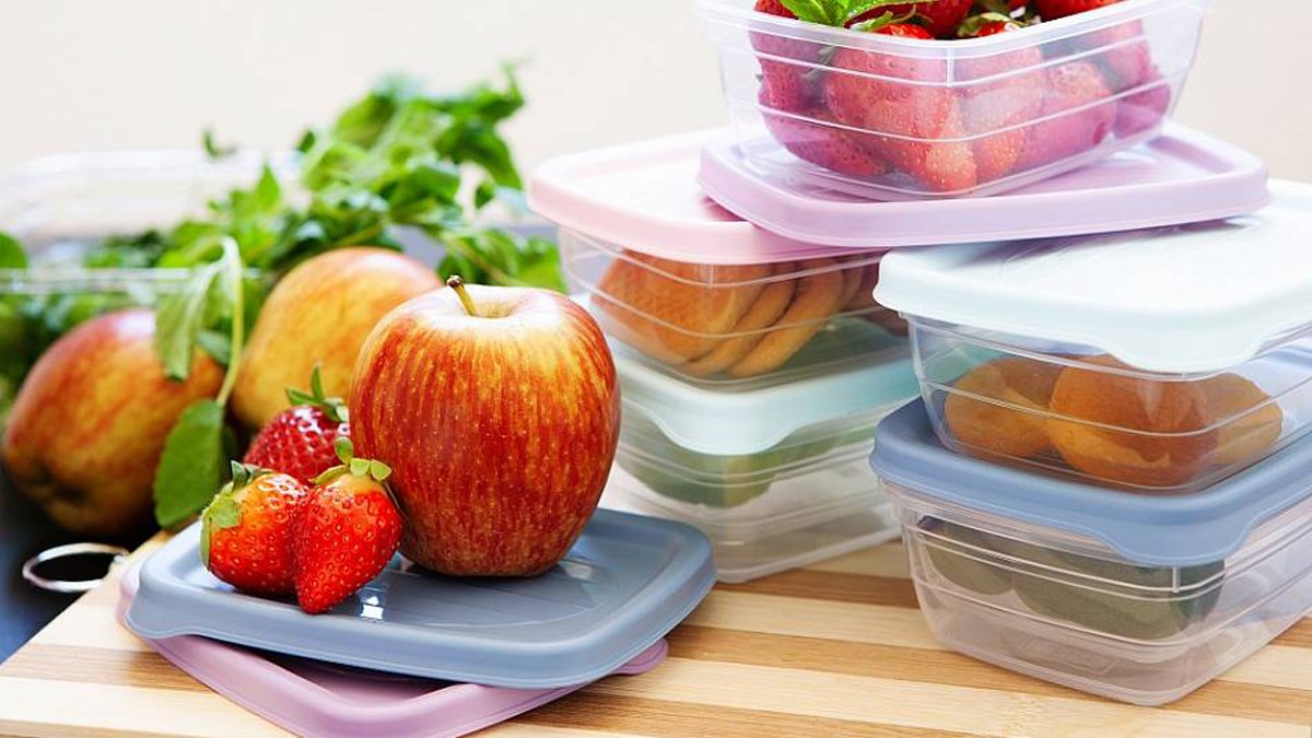 Gıda kaplarındaki leke ve kokulardan kurtulmanın ipuçlarını öğrenin hayatınızı kolaylaştırın