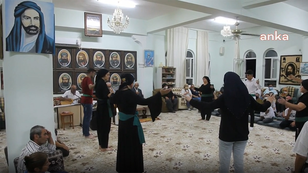 Erdoğan'a Alevi dedelerinden tepki: Aleviler turist mi ya da tiyatro mu?