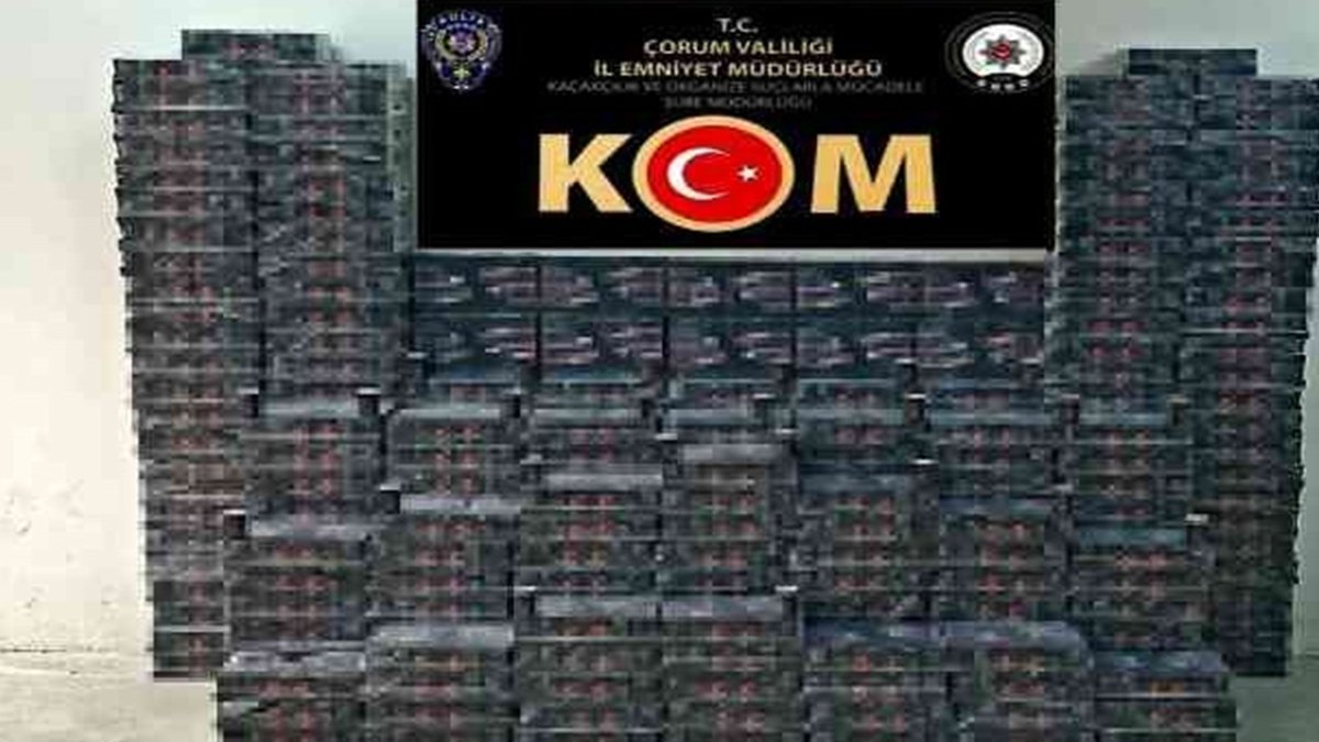 Polisten cinsel içerikli ürün operasyonu