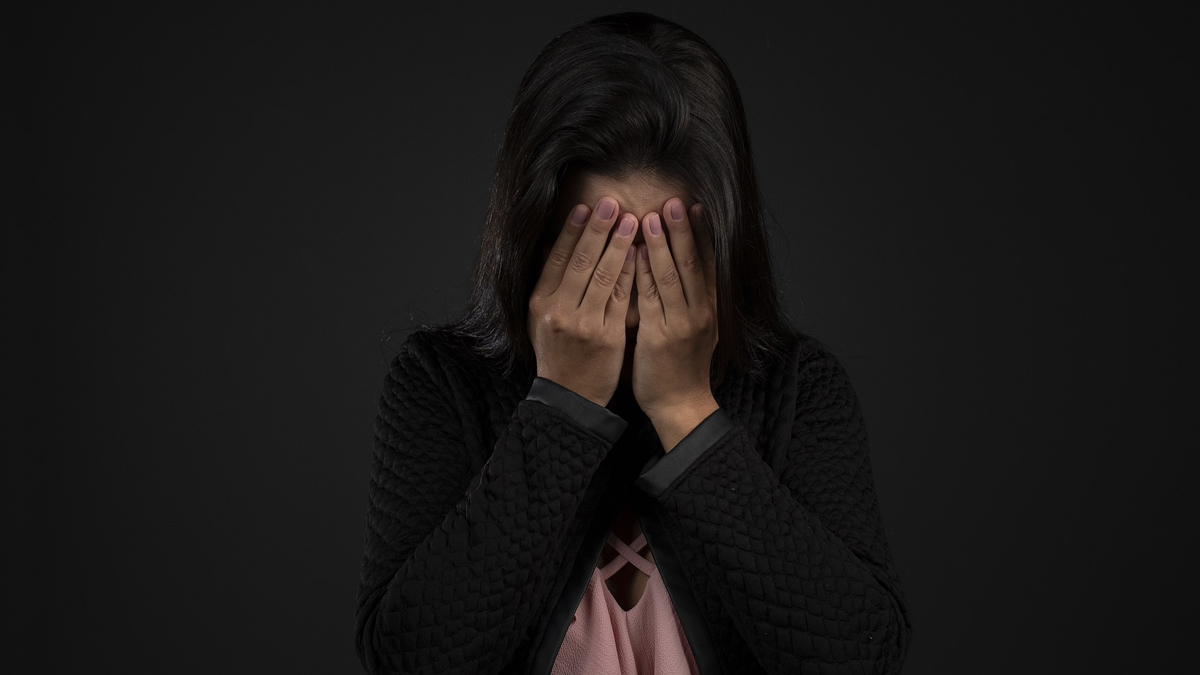 Hayatları boyunca bu burçların yüzü hiç gülmeyecek! İşte kaderin zor bir yaşam sunduğu burçlar...