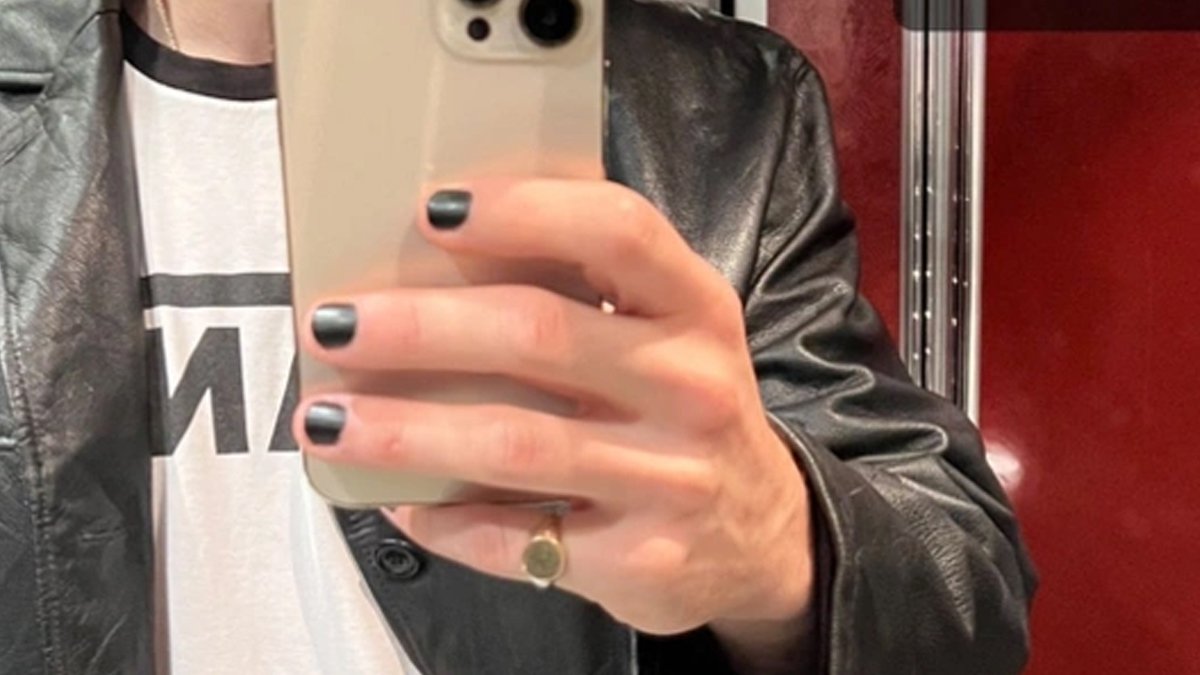 Uraz Kaygılaroğlu’nun oje sevdası sosyal medyanın gündeminde