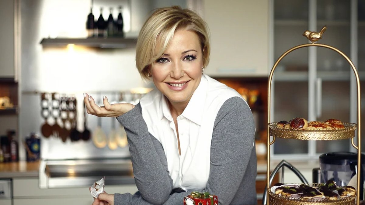 Berna Laçin'den ameliyat açıklaması