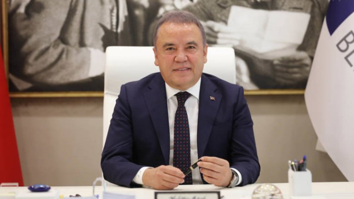 Muhittin Böcek: Bartın'da vefat edenlerin çocuklarına burs verilecek