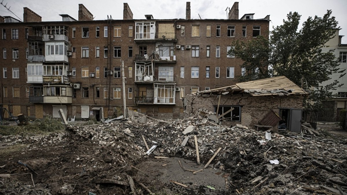 'Ukrayna Donetsk'i vurdu' iddiası: 2 kişi yaralandı