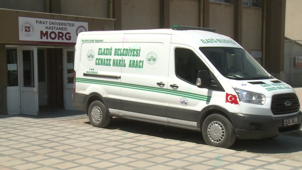 Oğlunun düğününde eşi tarafından öldürülen kadın, toprağa verildi