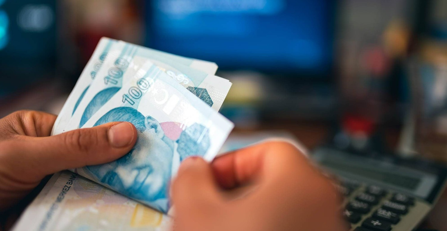 Üniversiteliye Cumhurbaşkanı'ndan müjde! 25 yaş altındaki herkes faydalanabilecek! Gençlere 500 TL ödeme yapılacak... Hemen başvurun yardımdan yararlanın!