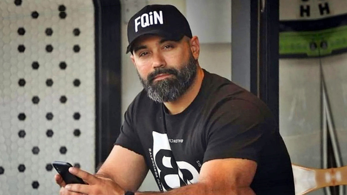 İki gündür kayıp olan radyo programcısının cesedi ormanda bulundu