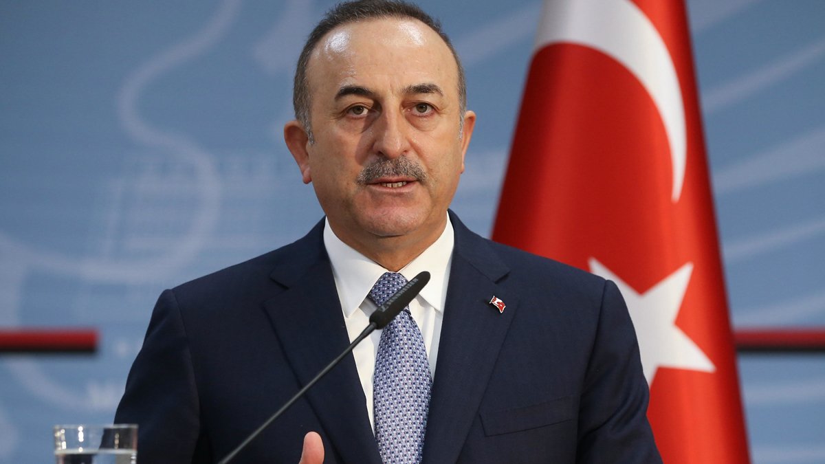 Çavuşoğlu: Yunanistan gibi olmak için gerçekten utanmaz ve aymaz olmak gerekiyor