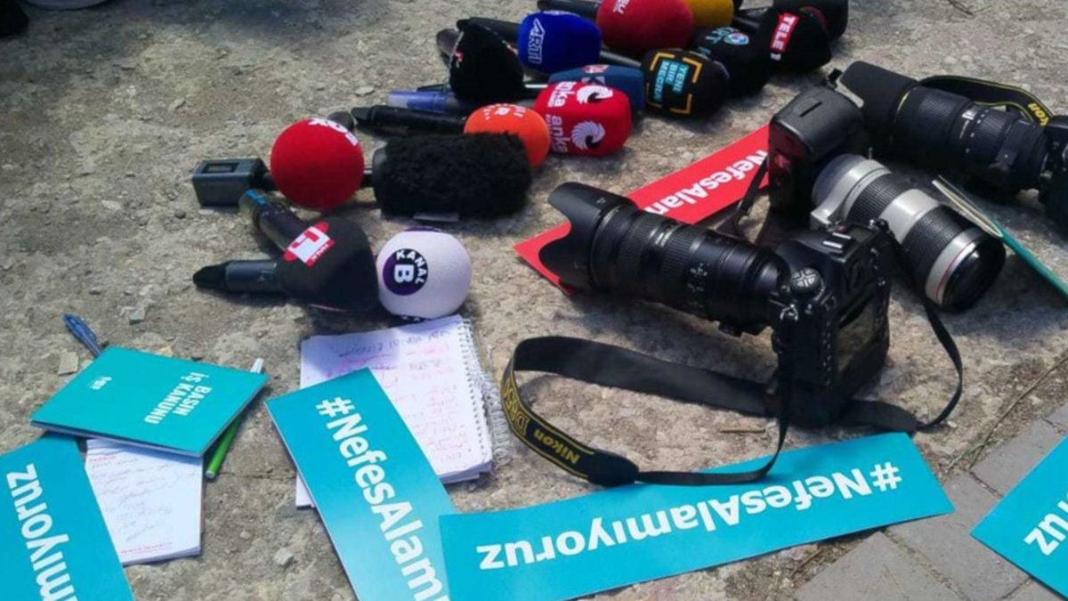 'Sansür yasası' olarak bilinen 'Sosyal medya düzenlemesi' Resmi Gazete’de  yayımlandı