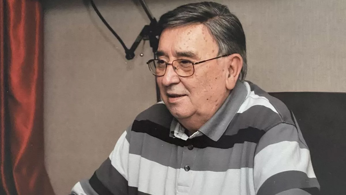 Televizyon sunucusu Bülent Özveren hayatını kaybetti