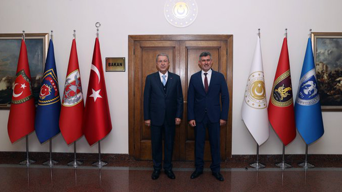 Büyükelçi Feyzioğlu'ndan, Bakan Akar'a ziyaret