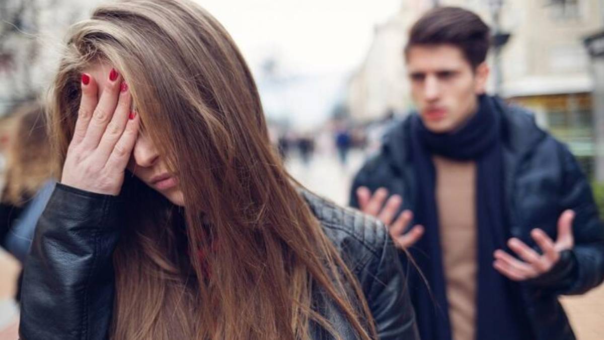 Çevrenizdeki bu tarz insanlarla hemen iletişiminizi kesin! Zehirli ve kötü özellikli insanların gizli 9 özelliği: Geç olmadan...