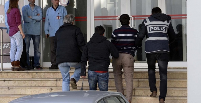 Şüphelilerin parmak izleri tutmadı