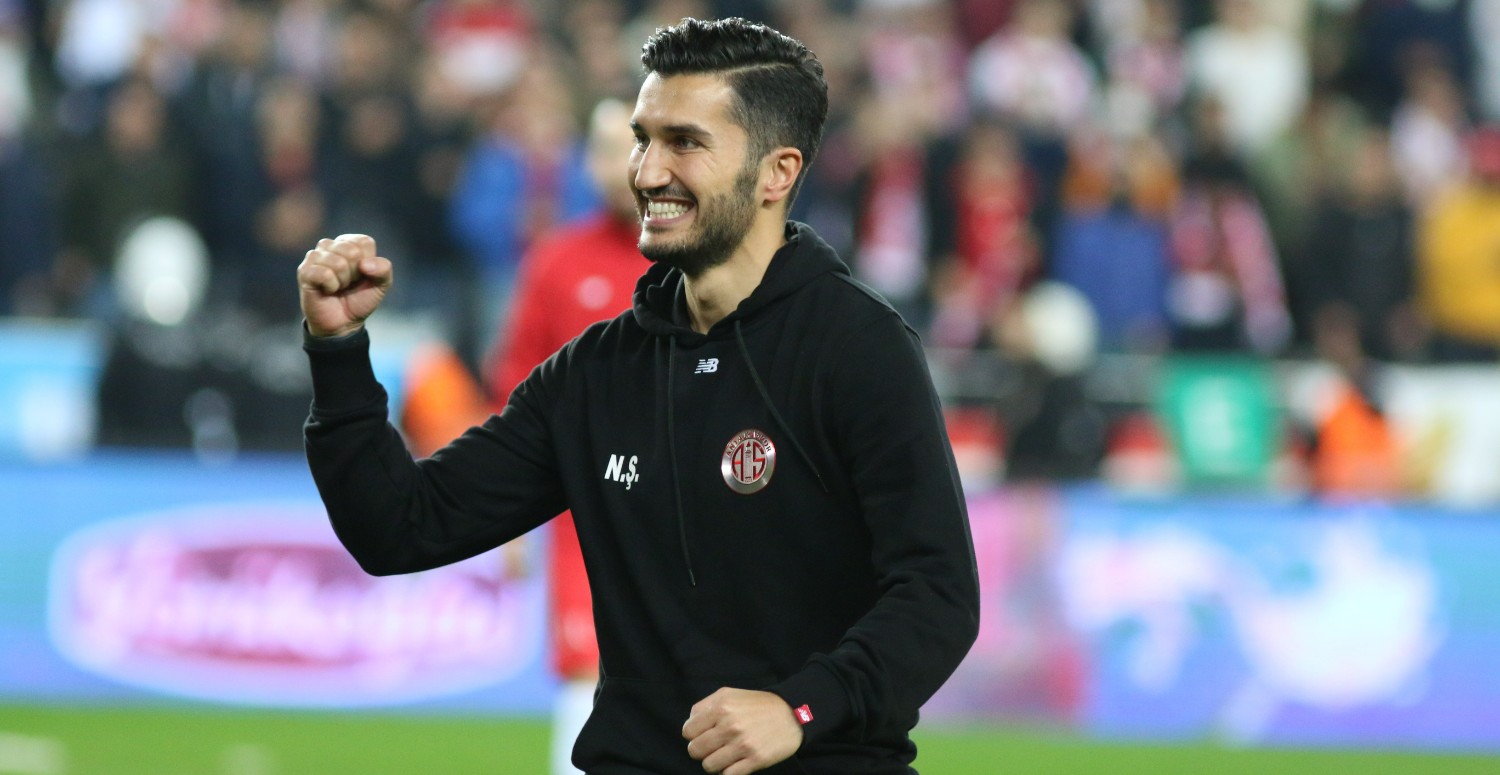 Antalyaspor'da Luyindama'dan hayat öpücüğü!