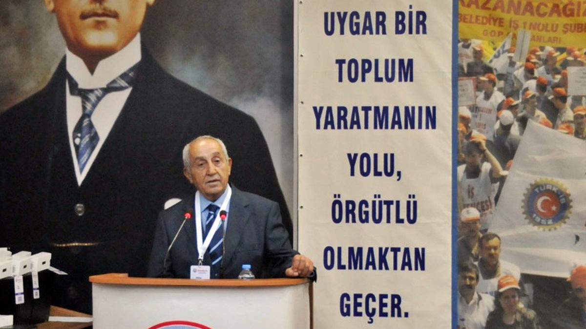 Kürsüde konuşma yaparken yaşamını yitirdi, son sözleri bunlar oldu: Ben, son nefesimi sendikamda vermek isterim