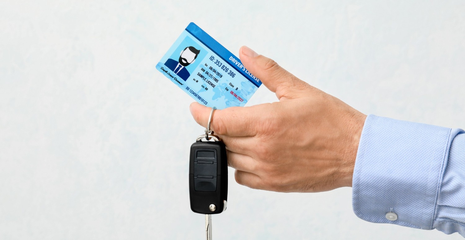 Ehliyet hizmet bedeli ne demektir? Ehliyet hizmet bedeli güncel ücretleri 