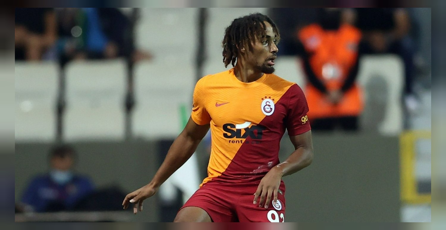 Galatasaray'a derbi öncesi Sacha Boey şoku!